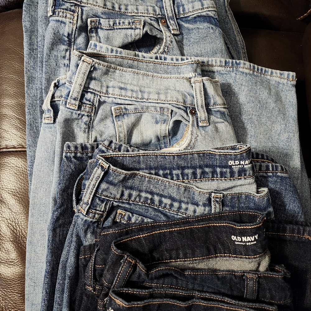 5 Pairs of Old Navy High Rise Women's Jeans - Light to Dark Blue Washes